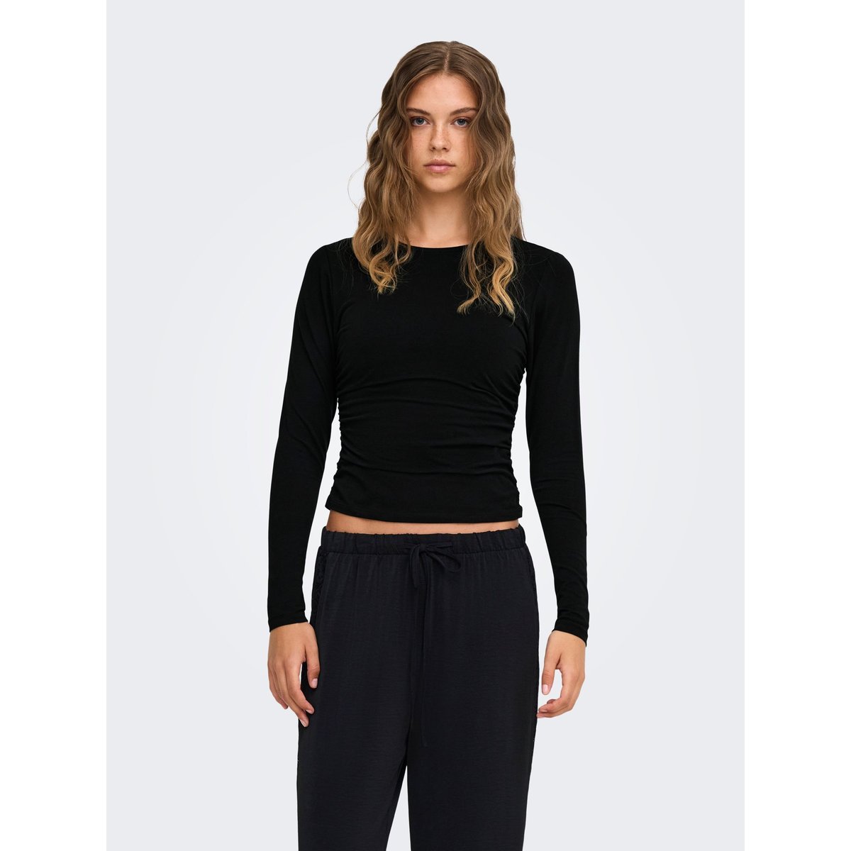 Top black 1, ONLY