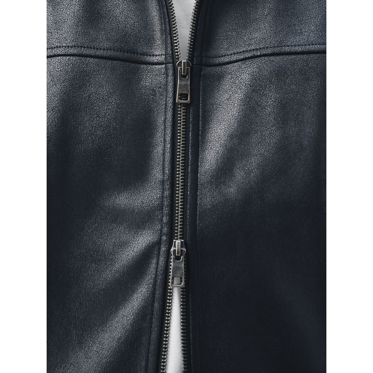 Veste en similicuir zippée noir, NEXT