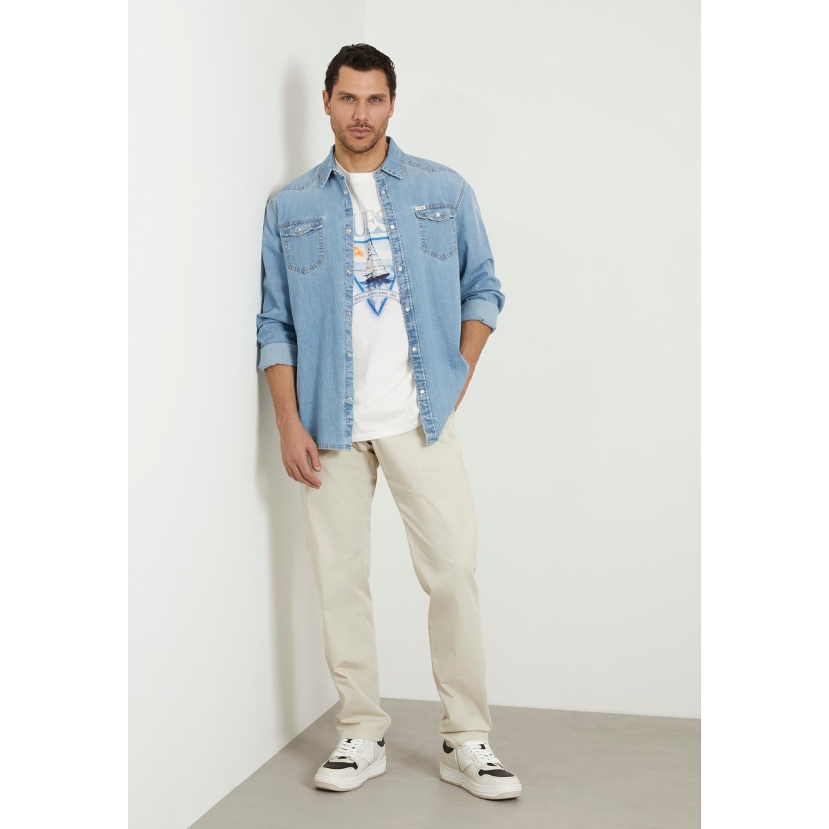 Chemise En Jean Coupe Slim bleu ciel, GUESS