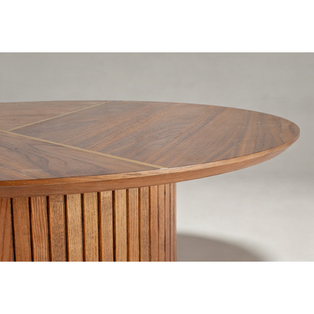 Table basse ronde en bois LIGNA bois foncé, PRODUIT INTERIEUR BRUT