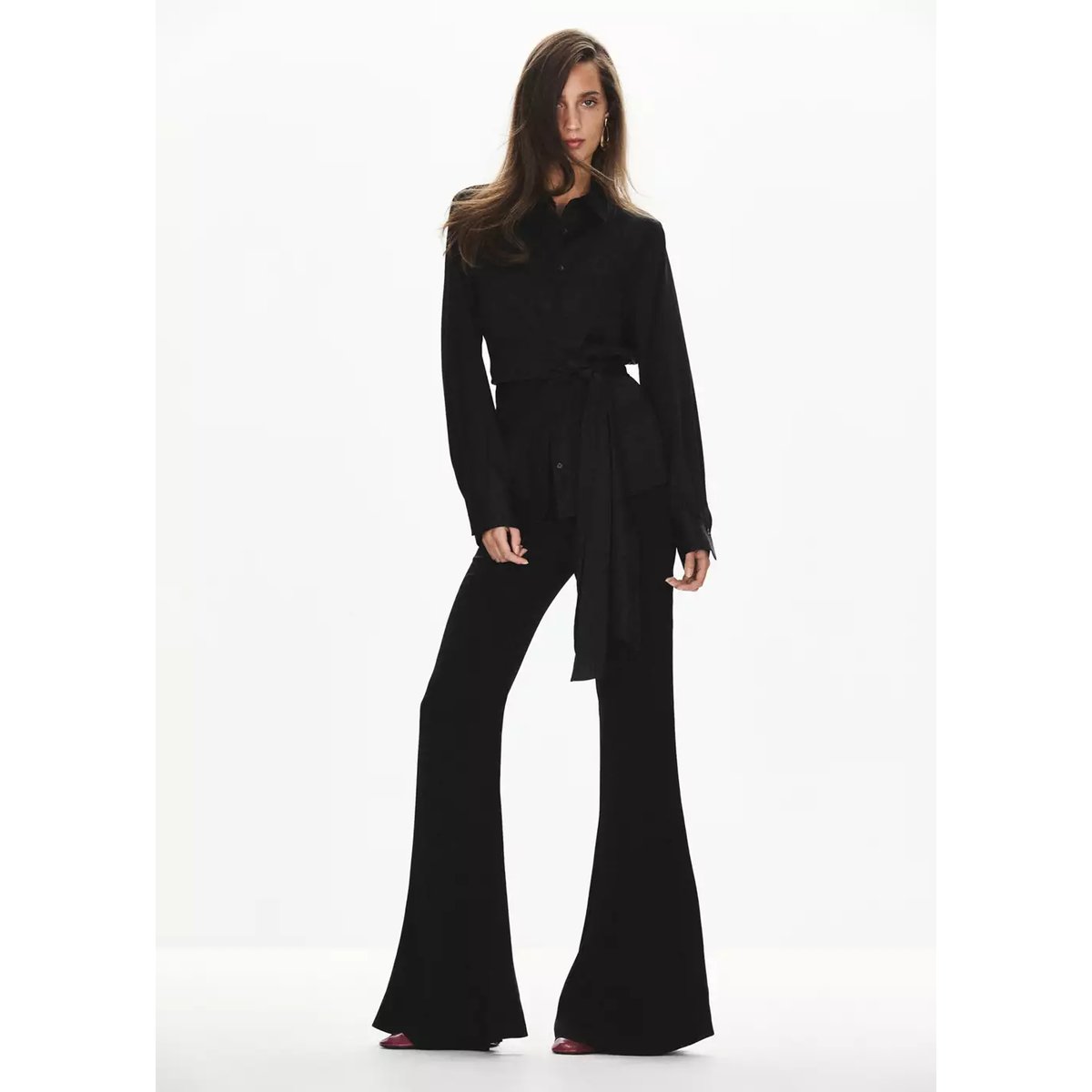 Chemise droite détail nœud noir, MANGO