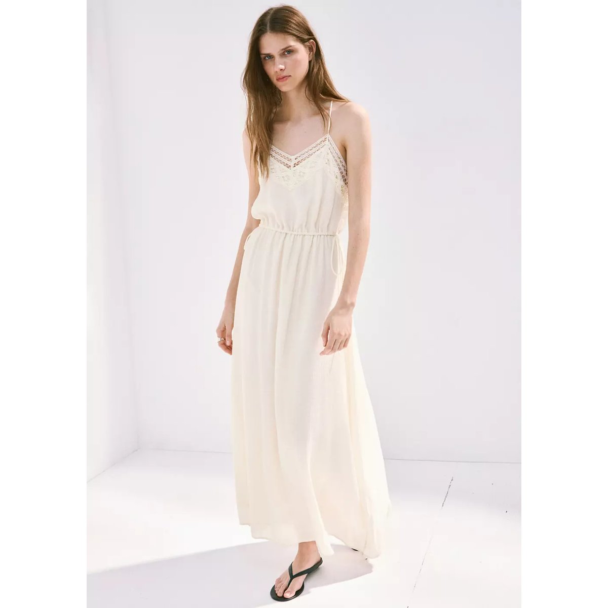 Robe lissée avec broderies ajourées écru, MANGO