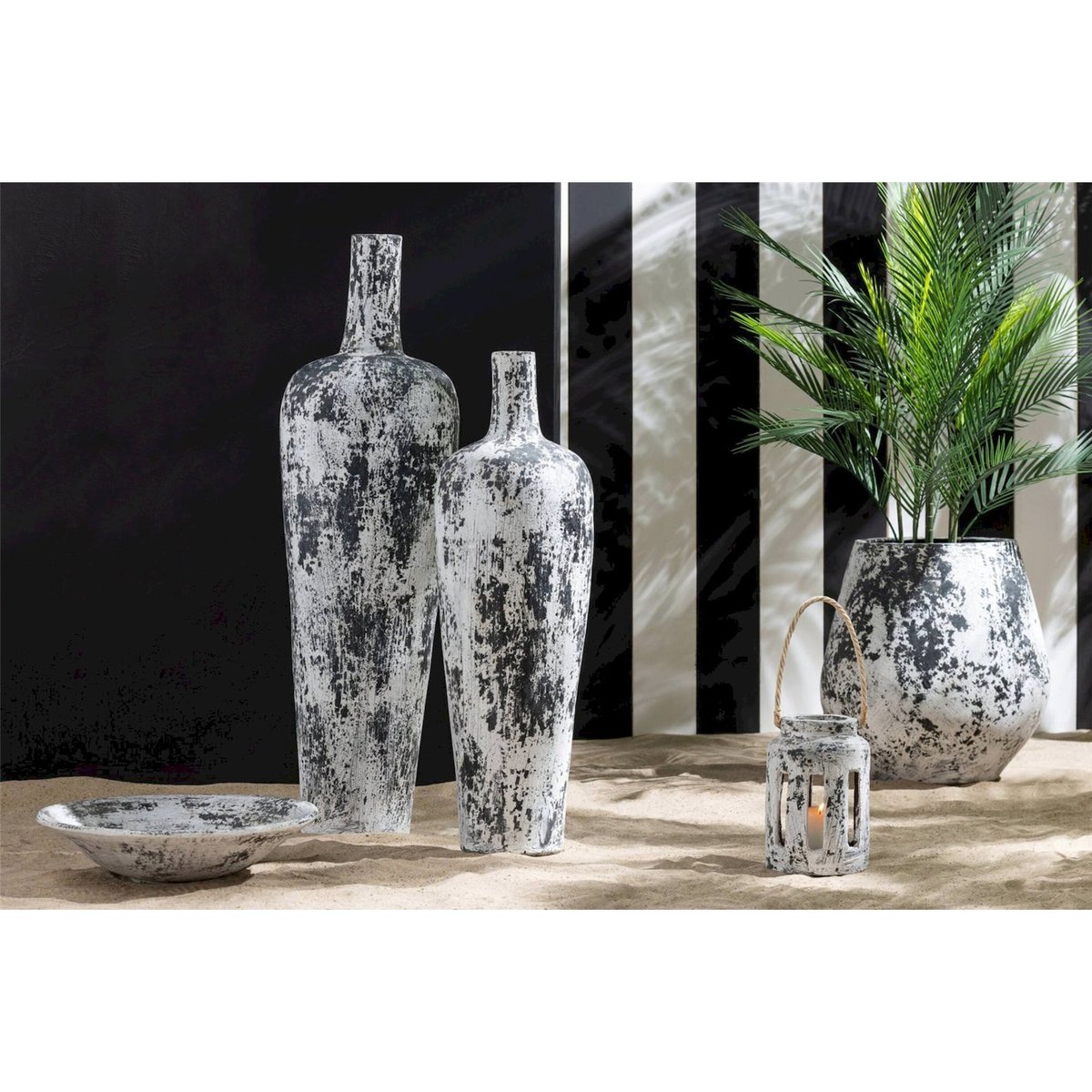 Cache-pot en terre cuite artisanal noir et blanc, RECOLLECTION