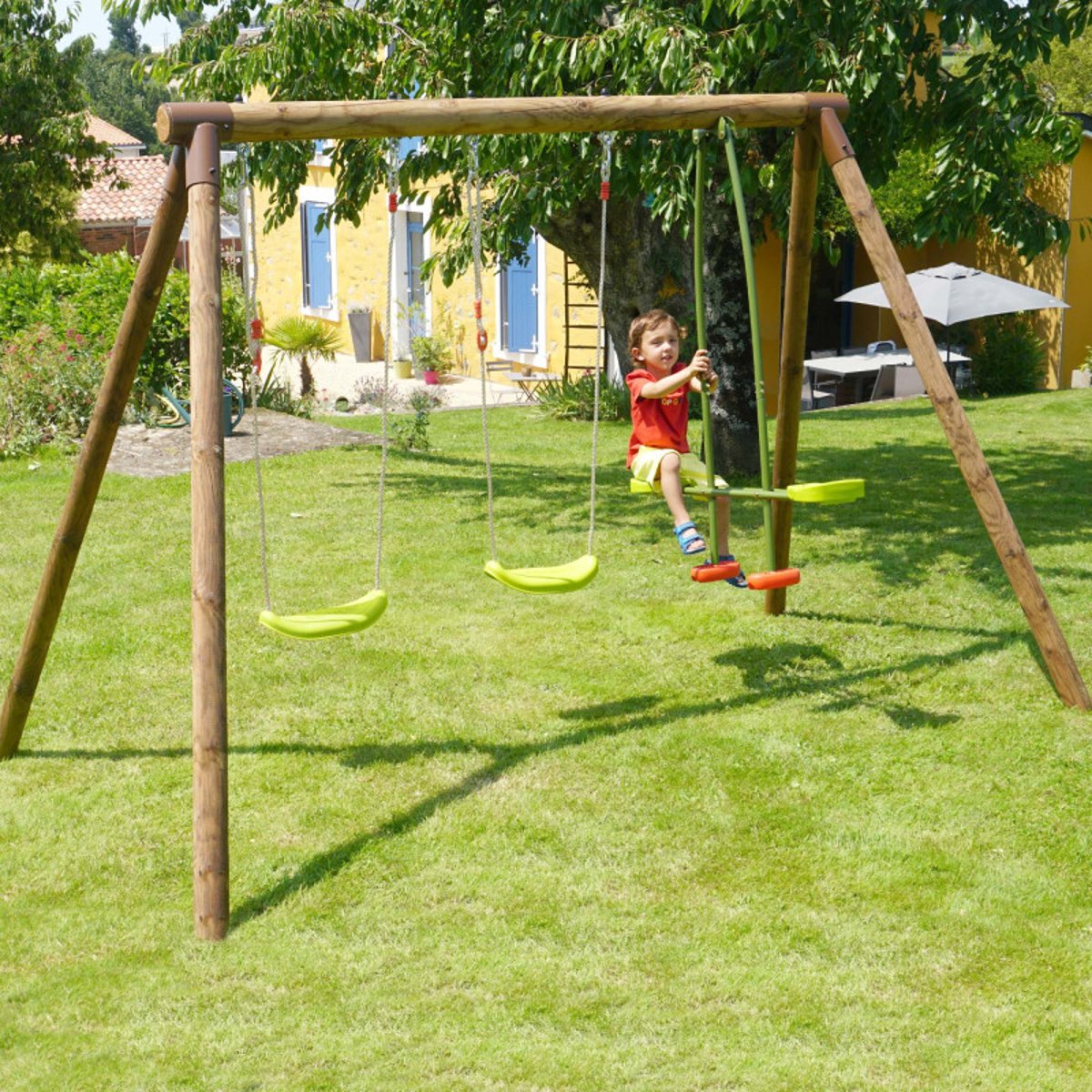 Portique en bois rond 3 agrès avec face à face PACCO marron, SOULET