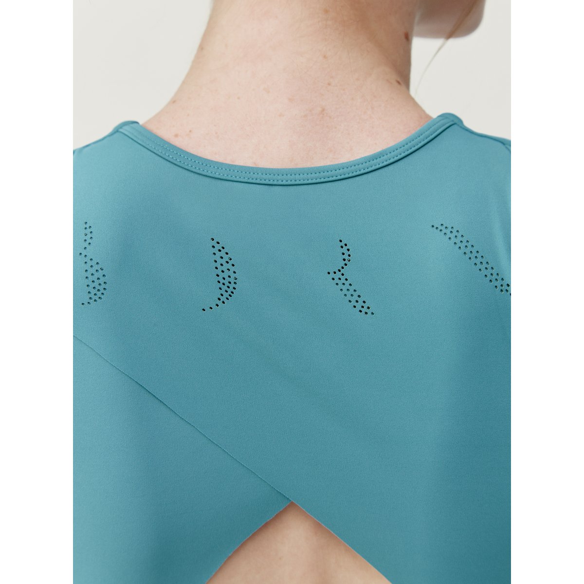 Brassière de sport femme Nara Maintien élevé coussinets amovibles bleu arctique, BORN