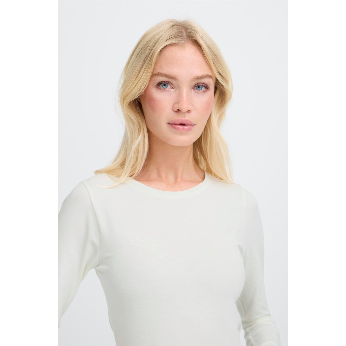 Á manches longues blanc off white, B.YOUNG