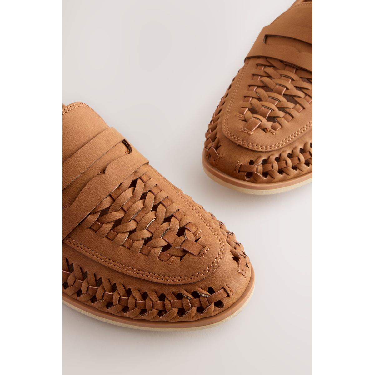 Mocassins tressés marron fauve, NEXT