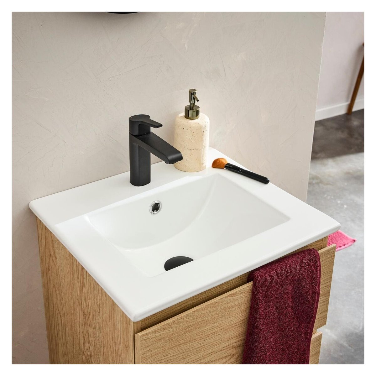 Robinet salle de bain mitigeur bec bas Neto noir, MOB IN