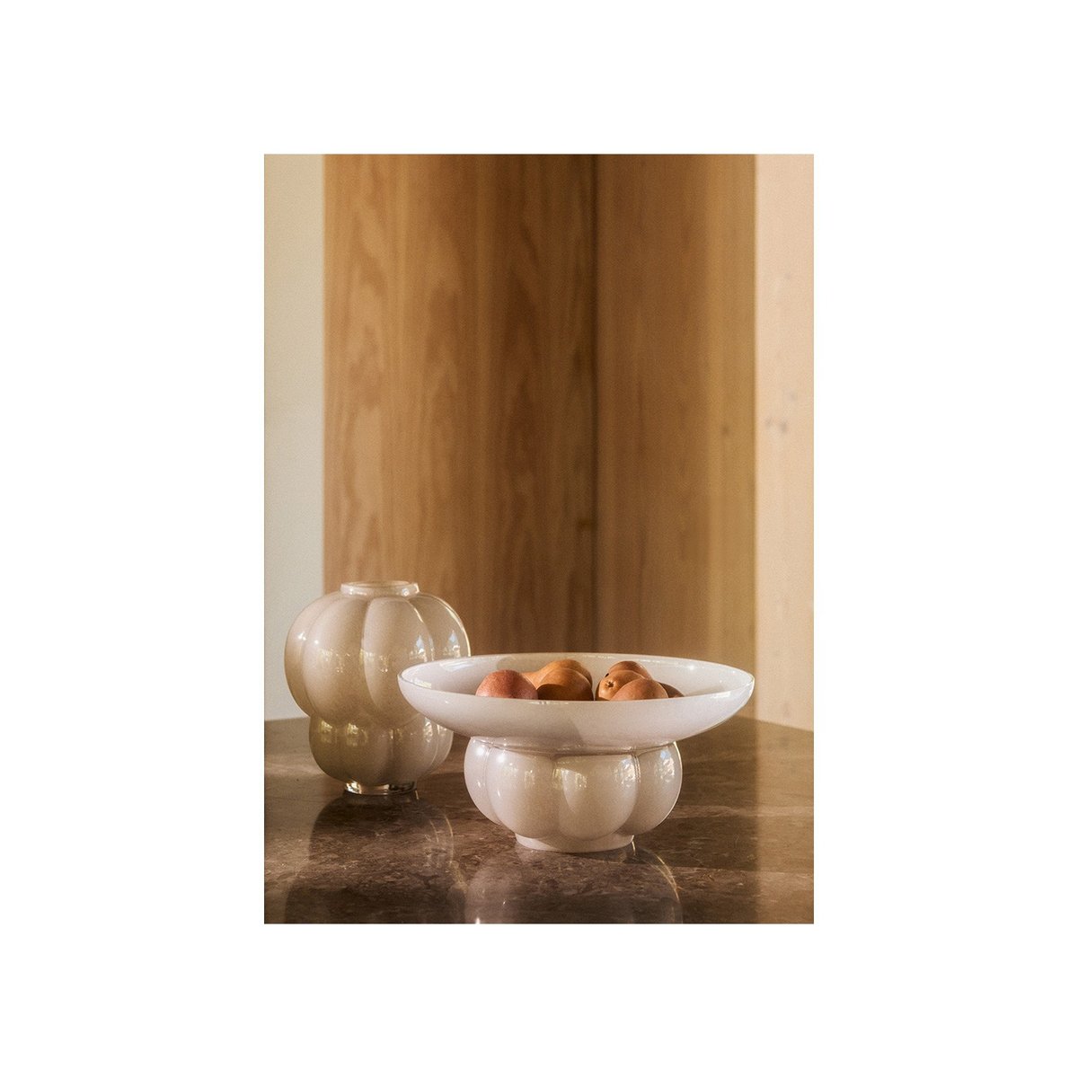 Vase en verre Uva h 22cm beige, AYTM