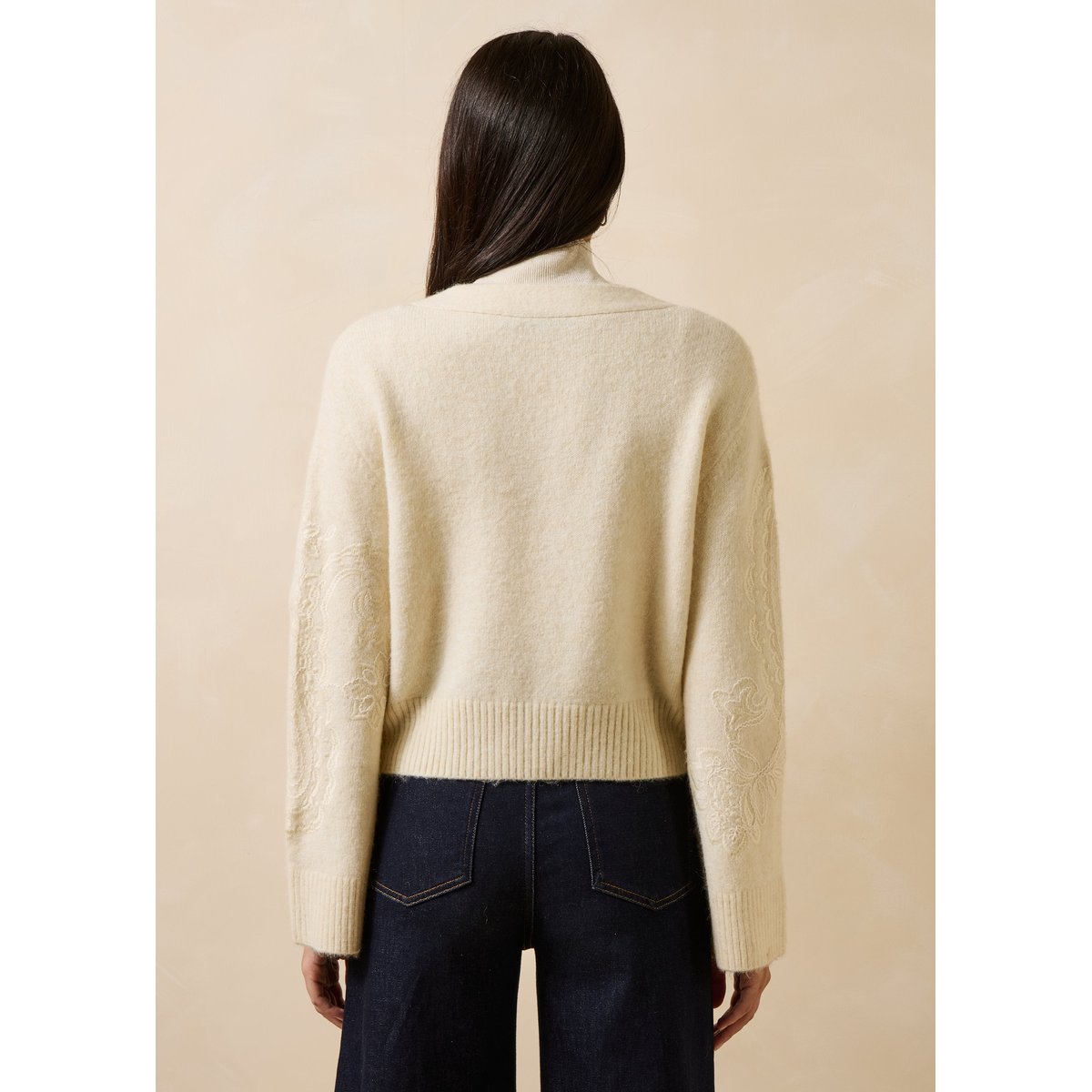 Gilet manches longues col v à broderies ecru, LA FEE MARABOUTEE