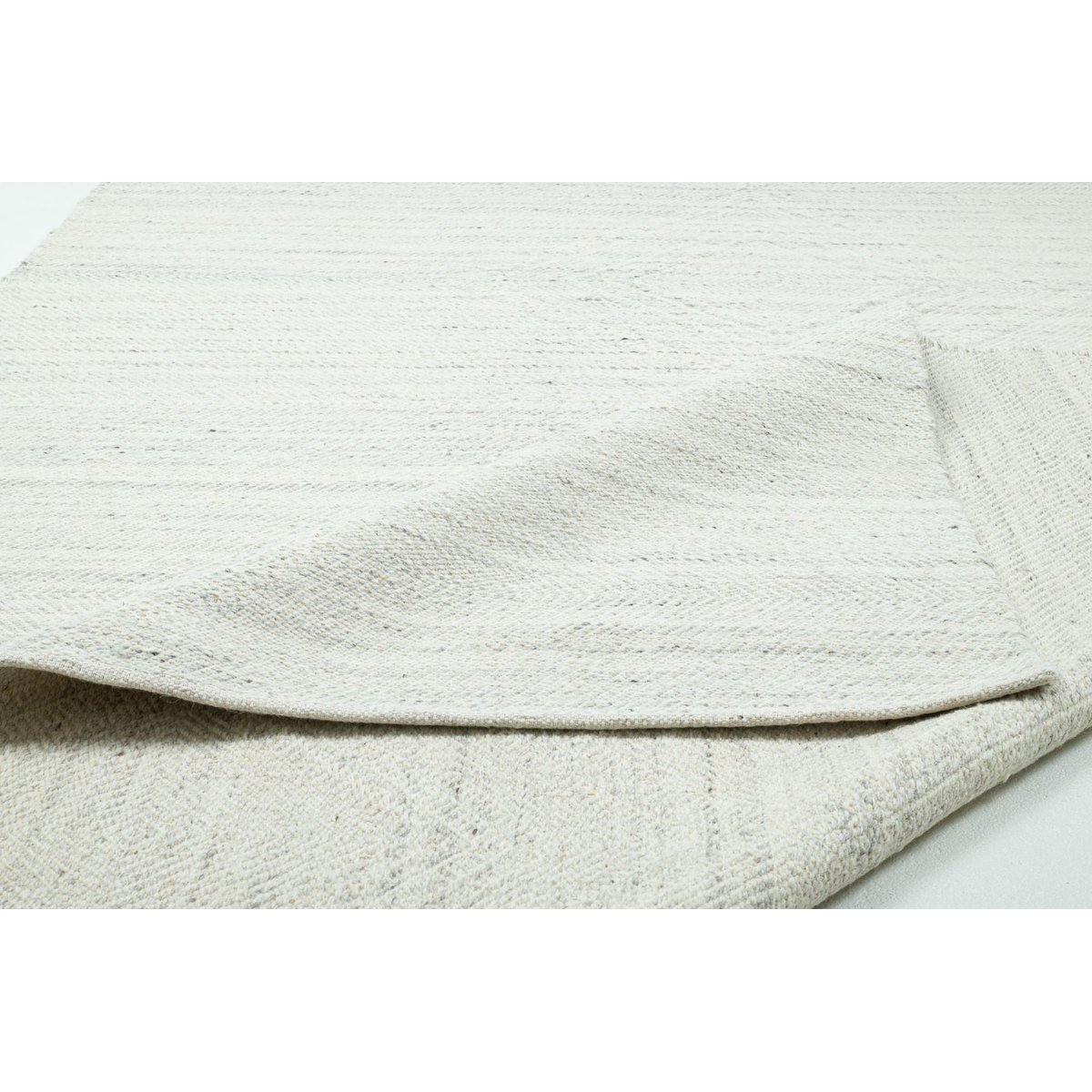 Tapis salon Molde tissé main, laine naturelle gris naturel, THEKO