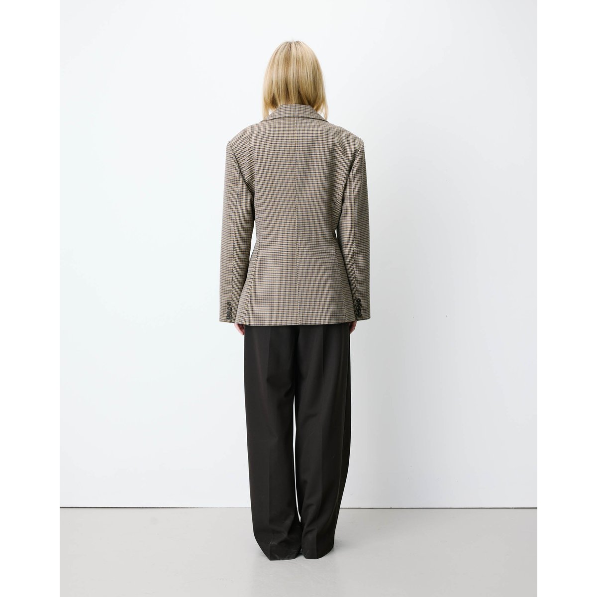Blazer cintré croisé pied-de-poule beige Almond beige, GRACE AND MILA