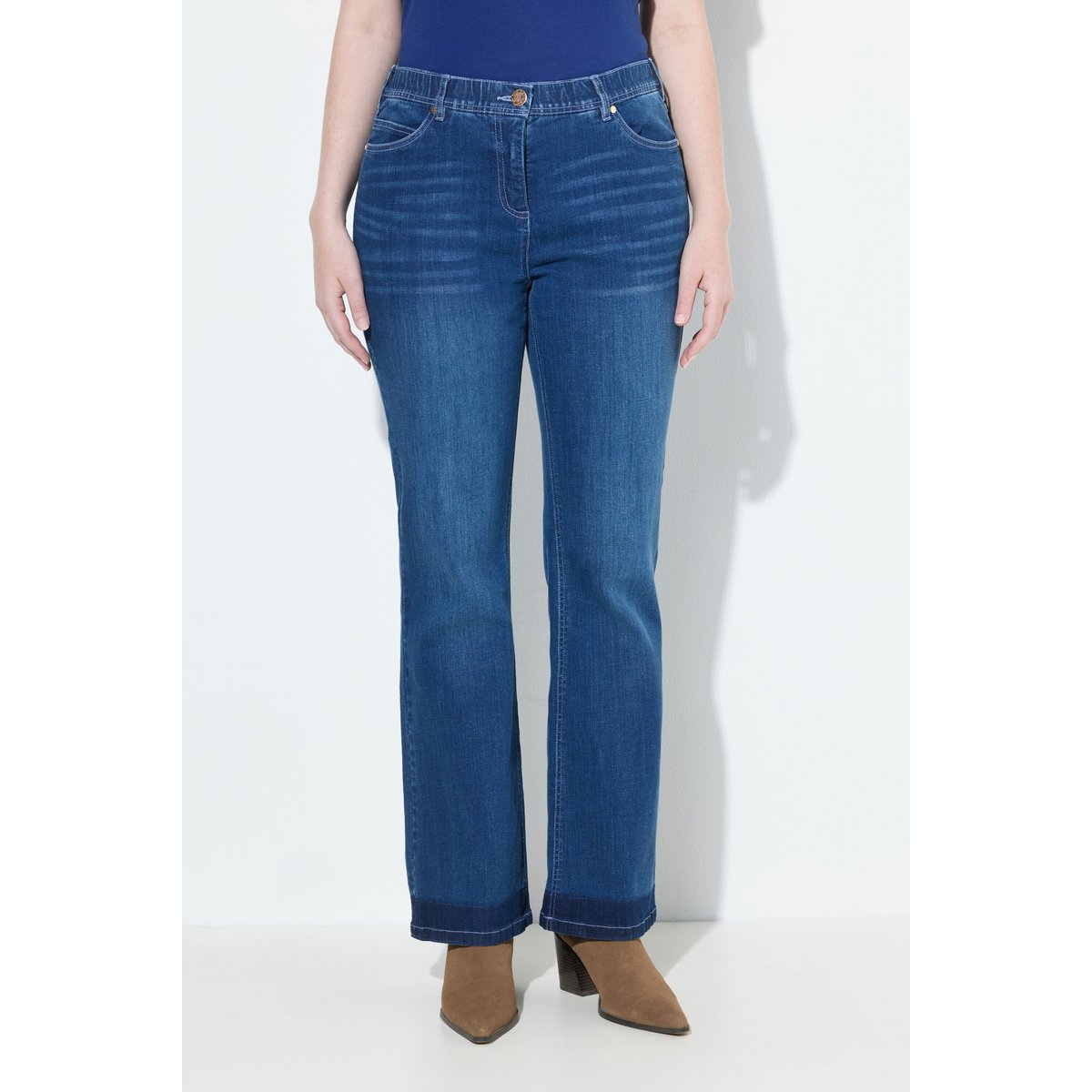 Jean Bootcut Sarah, en denim stretch bleu jean, ULLA POPKEN