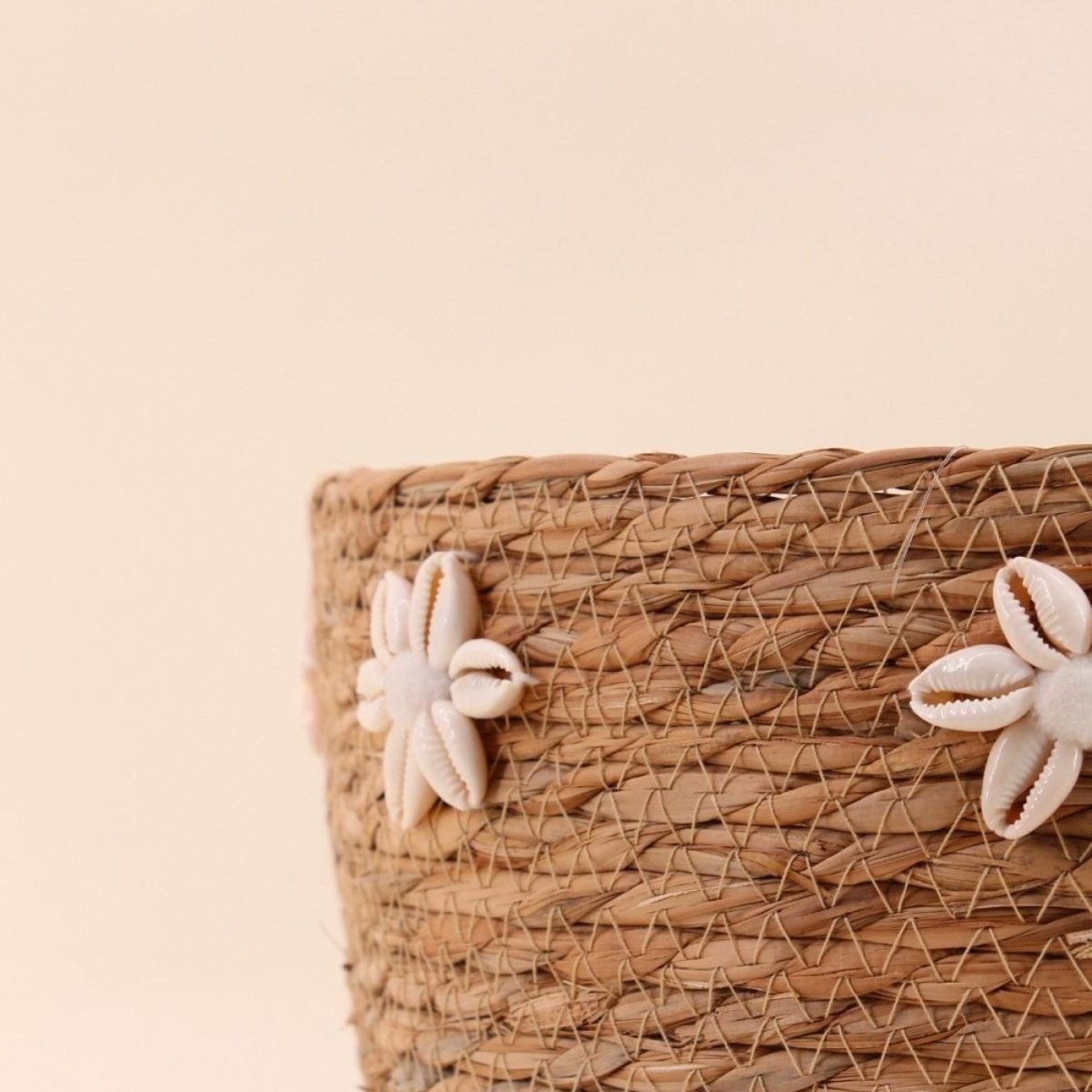 Panier en fibres naturelles détails coquillages 27cm naturel, AZAO