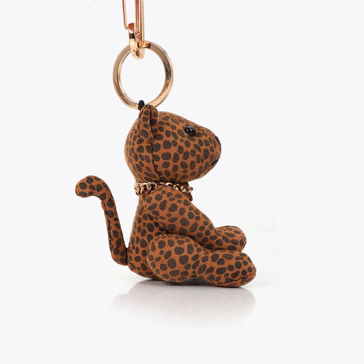 Porte-clefs peluche imprimé léopard à logo métallique léopard, LOLA CASADEMUNT
