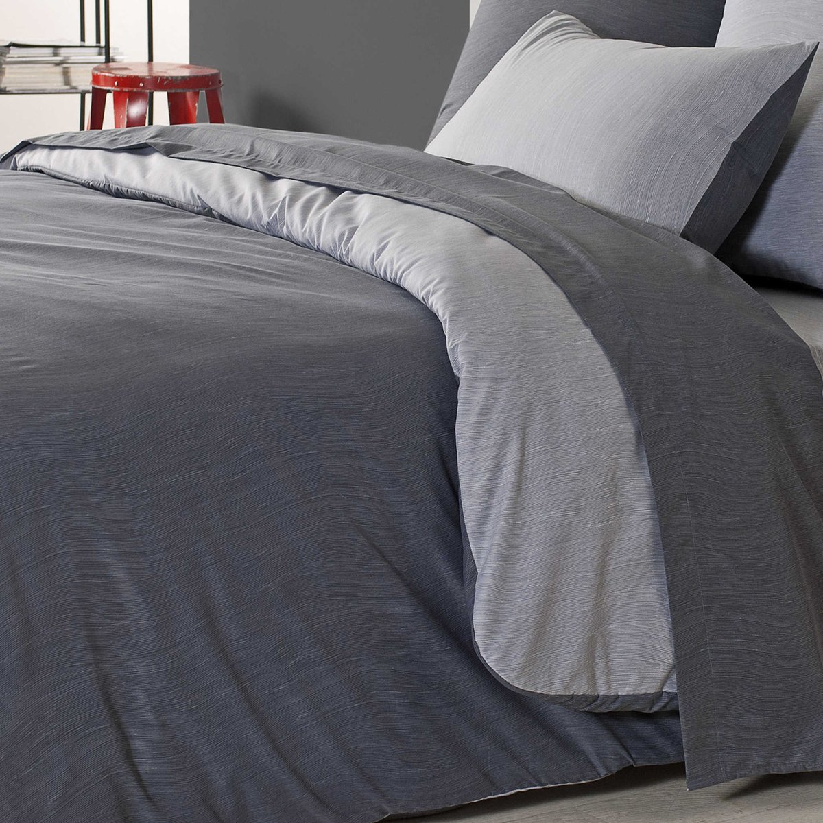 Parure de lit bicolore fines rayures en polyester, taies carrées, VAGUE ciment/gris perle, ORIGIN