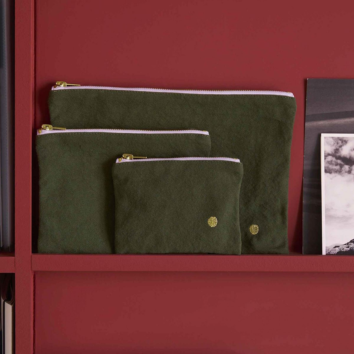 Pochette Iona kale, LA CERISE SUR LE GATEAU