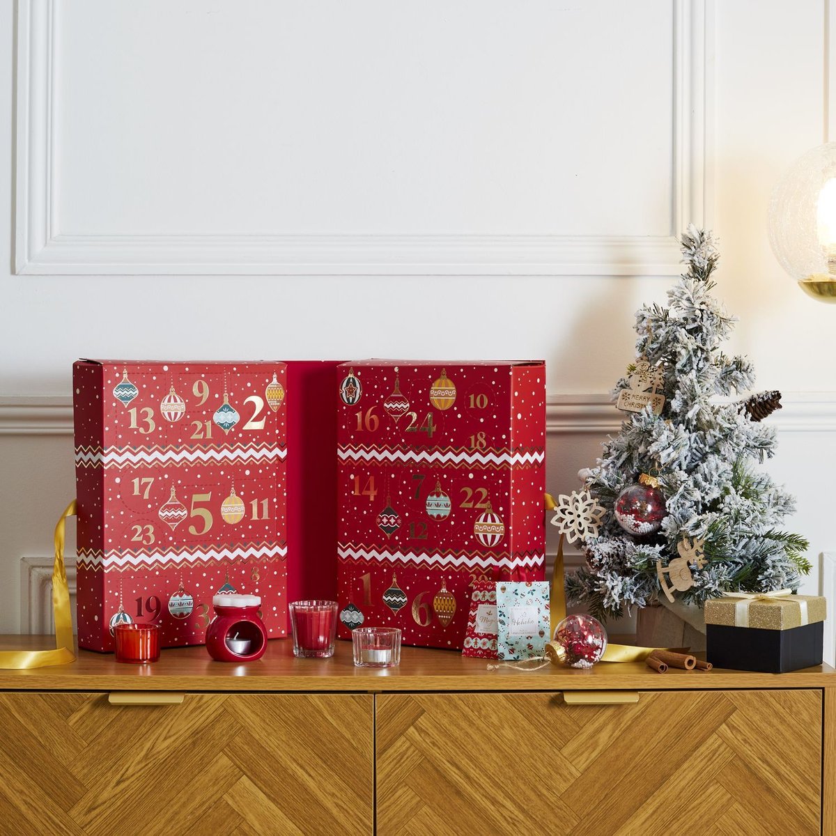 Calendrier de l'Avent 24 surprises de Noël rouge, THE HOME DECO FACTORY