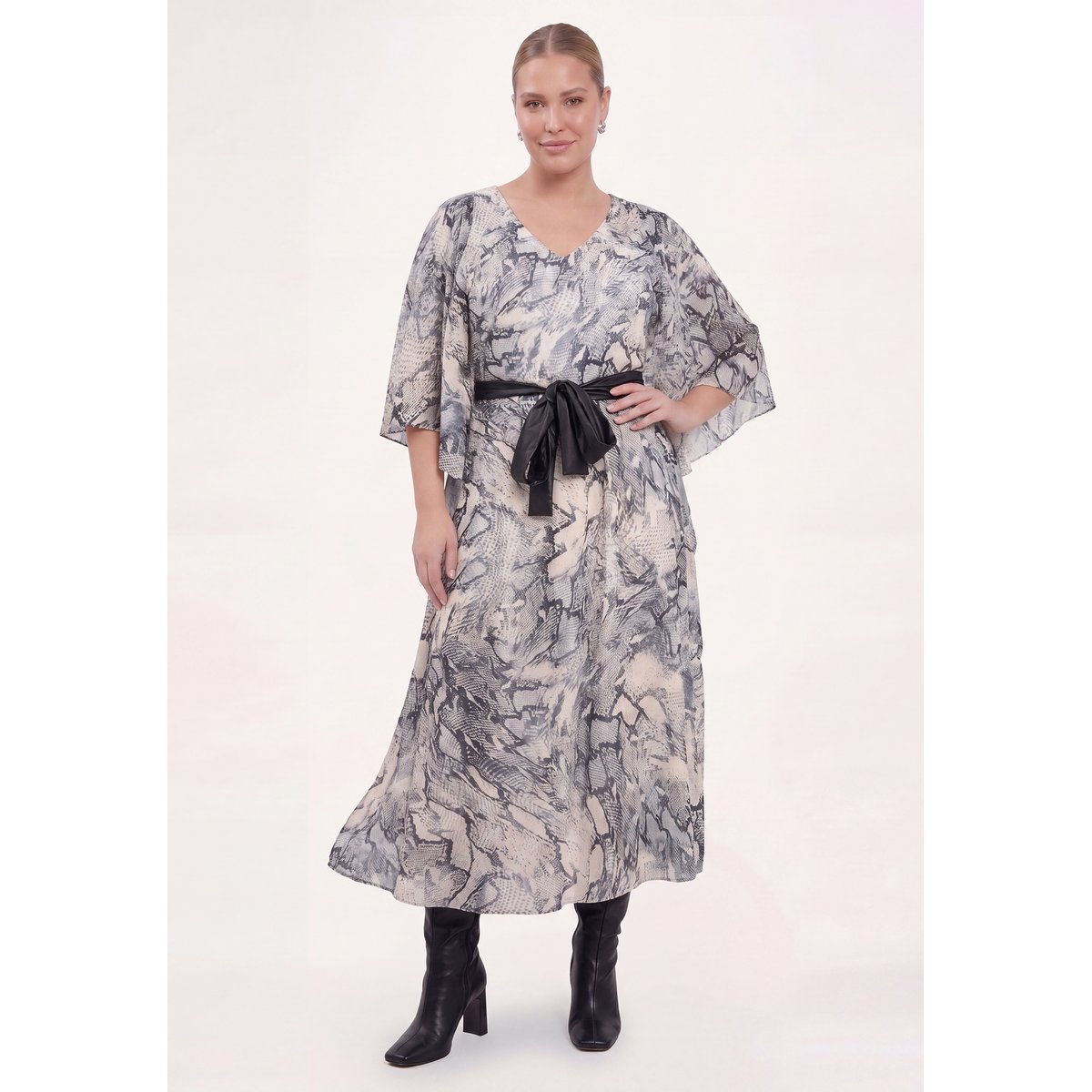 Robe avec manches longues écru, YOEK