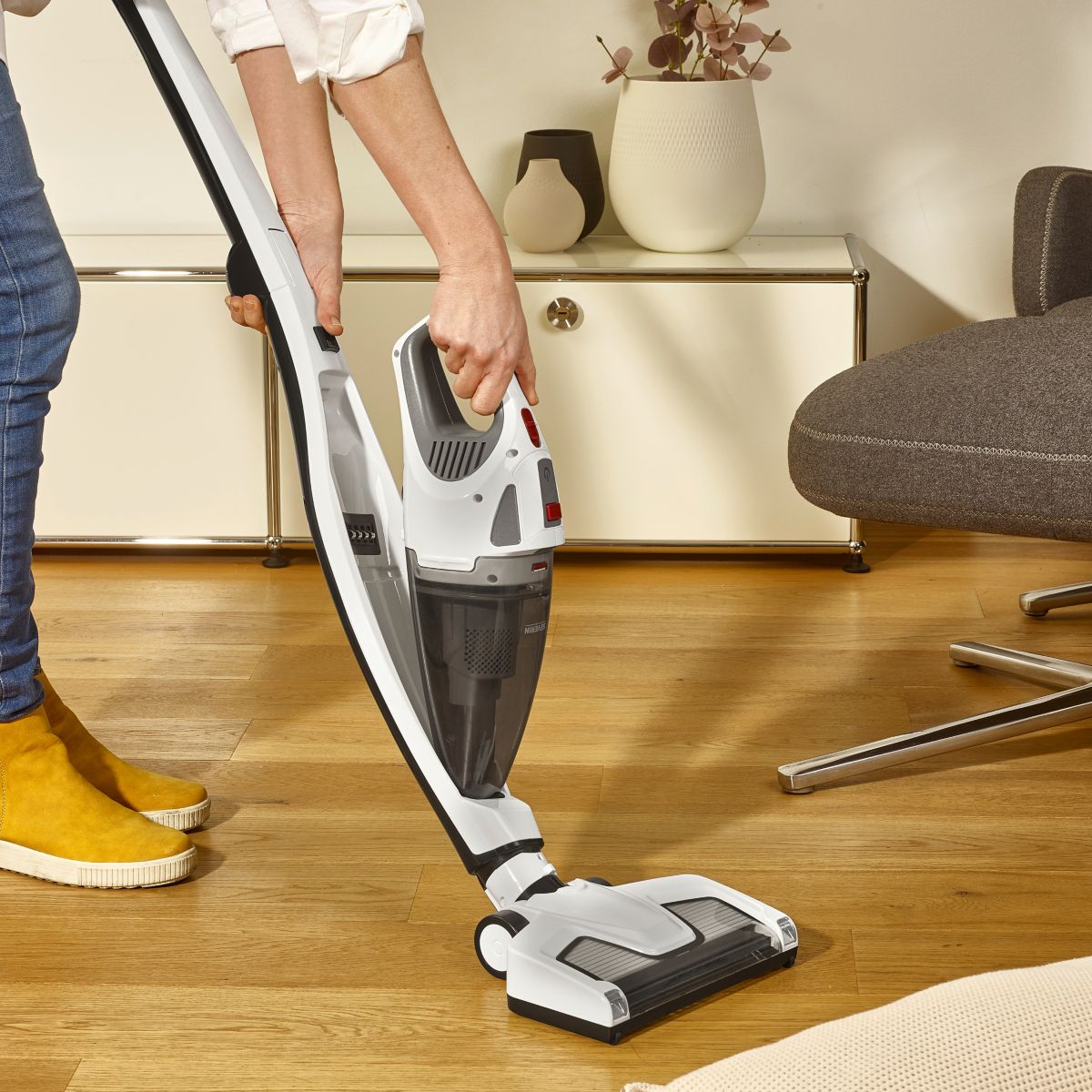 Aspirateur balai SC 7173 sans fil 2 en 1 couleur unique, SEVERIN