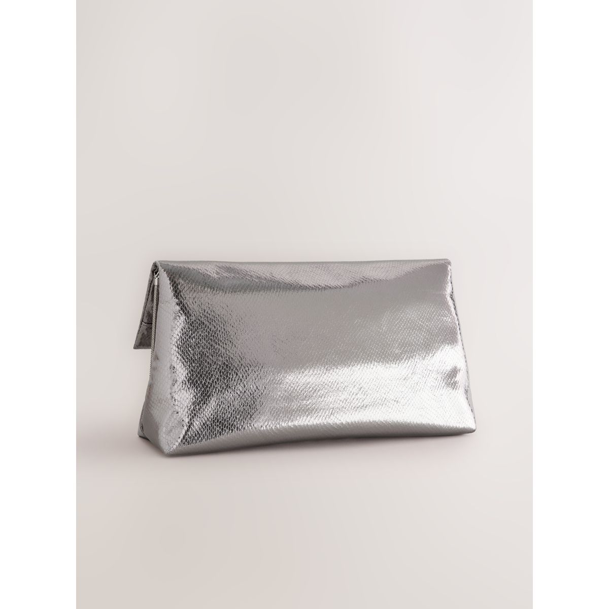 Pochette souple oversize argent, NEXT