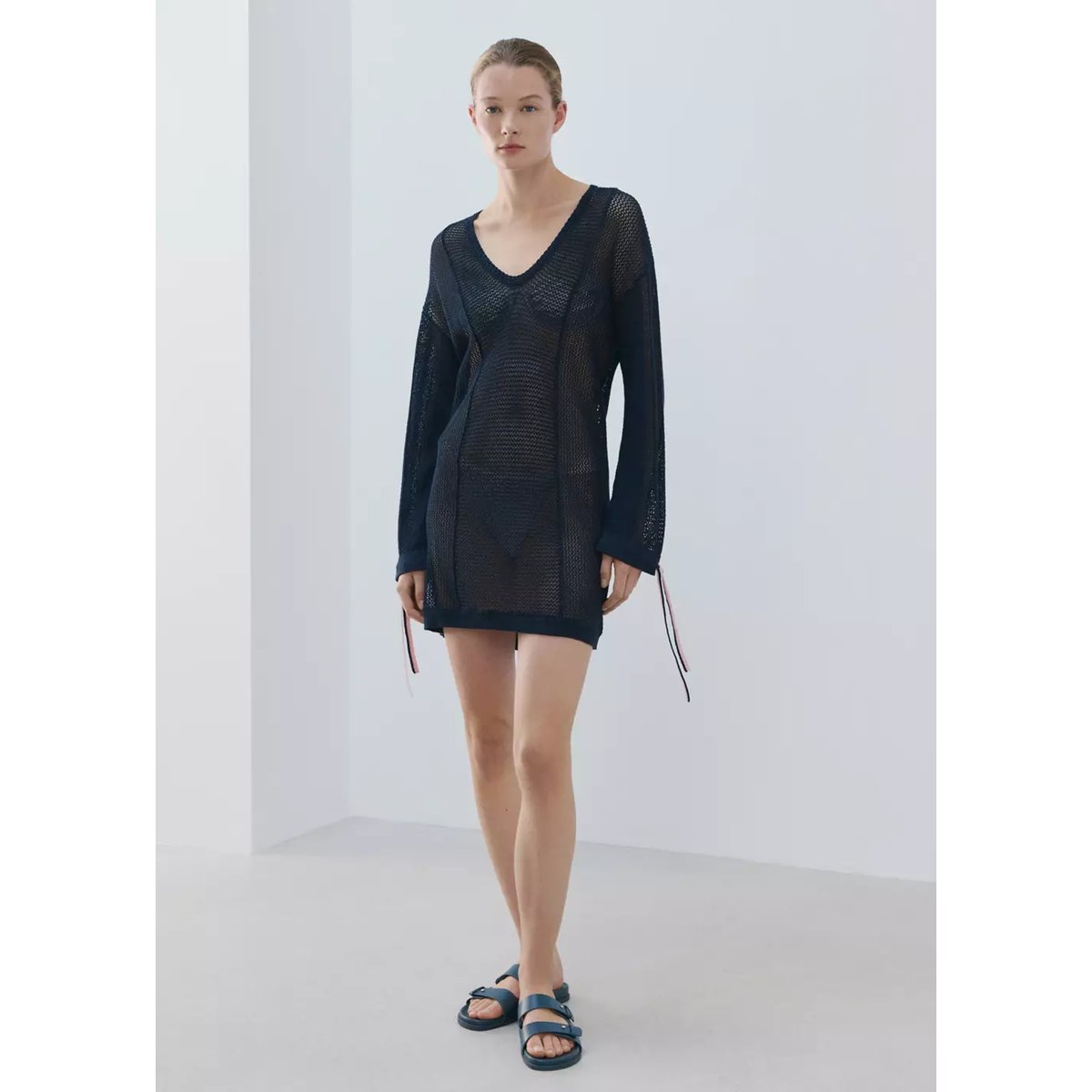 Robe résille à manches longues bleu marine, MANGO