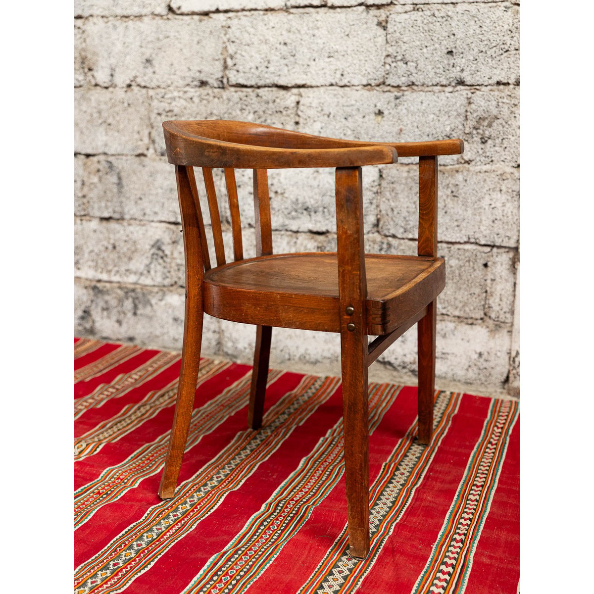 Fauteuil administratif en bois Ernest N°1503 - Bon état marron, DEBONGOUT