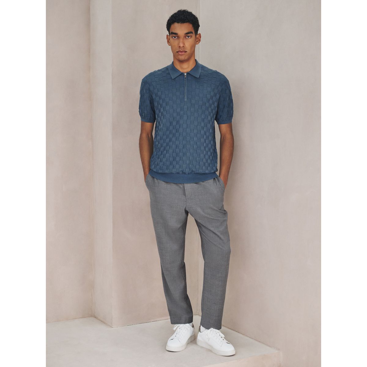 Polo regular zippé manches courtes à damier bleu jean, NEXT