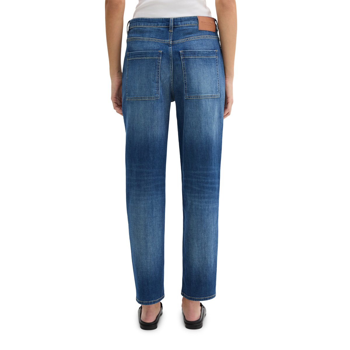 Jeans modèle Iva boyfriend en doux denim Cashmere Touch bleu foncé, MARC O'POLO