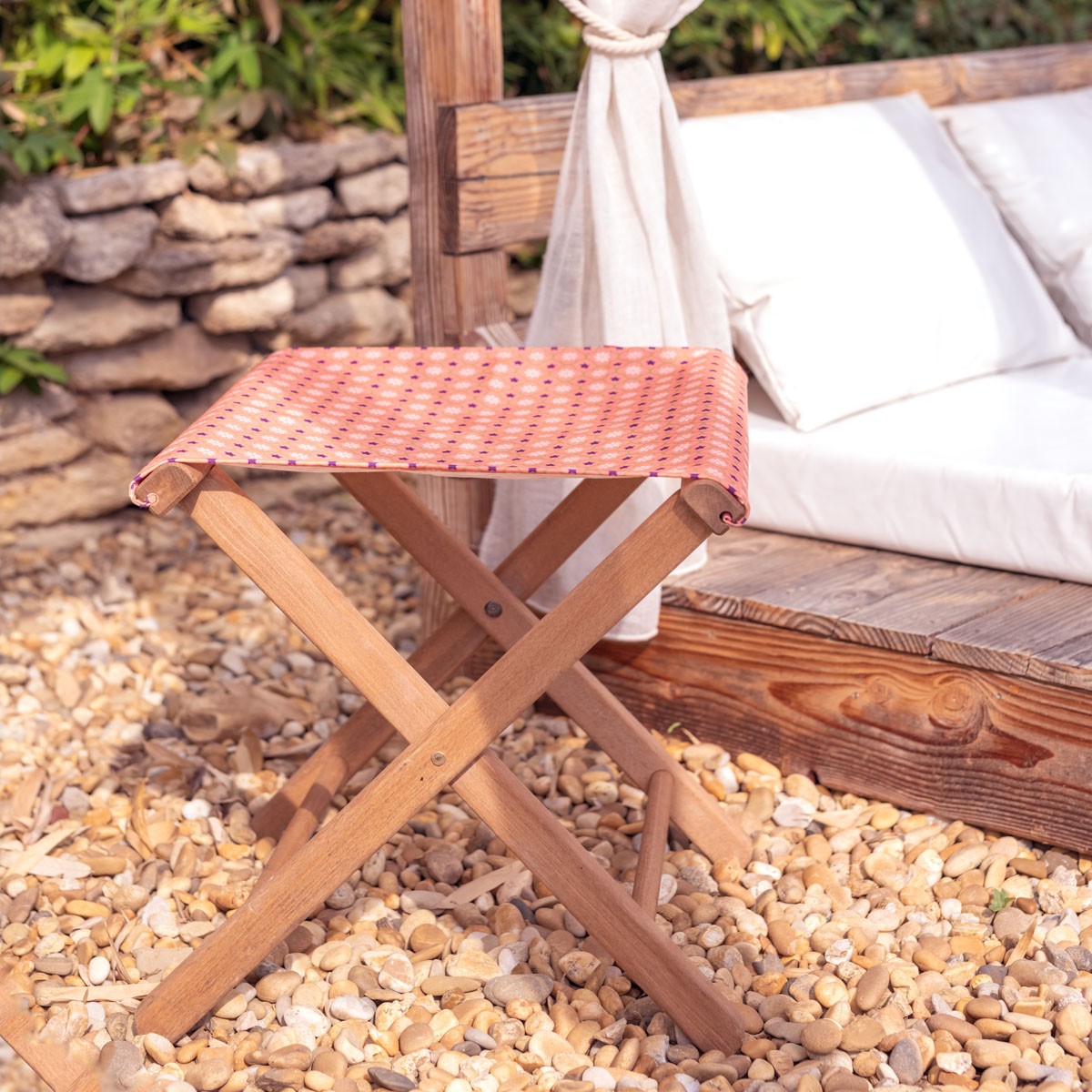 Pliant pêcheur en eucalyptus et toile outdoor, ORIENT rose, VENT DE BOHÈME