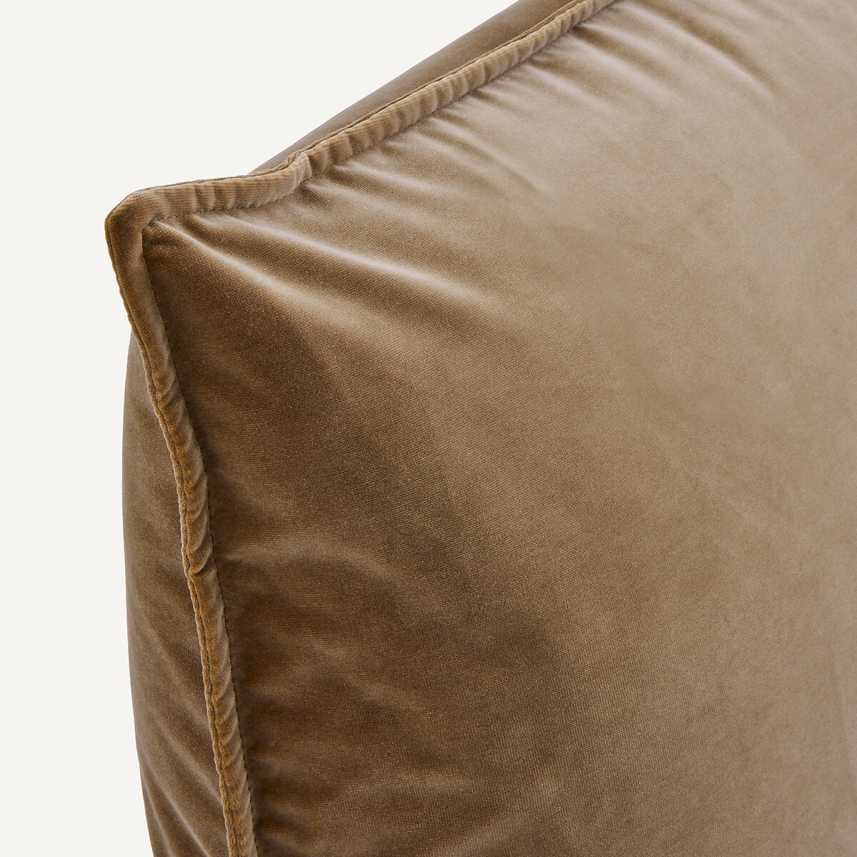 Fluwelen 2-persoons bed, Aurore, ontwerp Emmanuel Gallina zeemvel, AM.PM X EMMANUEL GALLINA