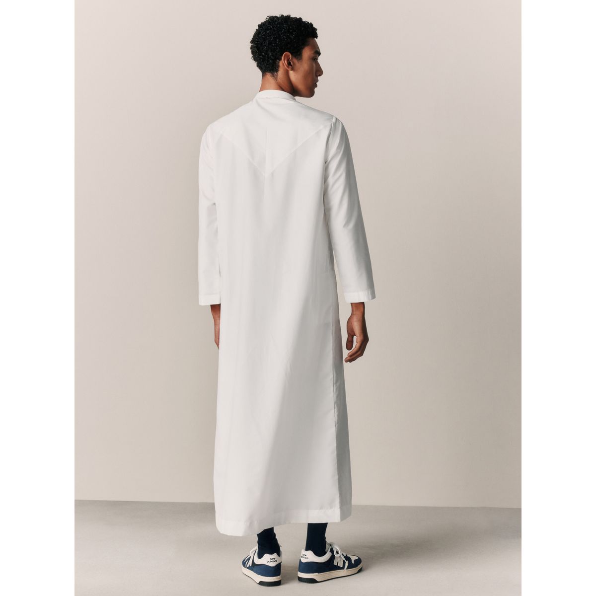 Thobe blanc, NEXT