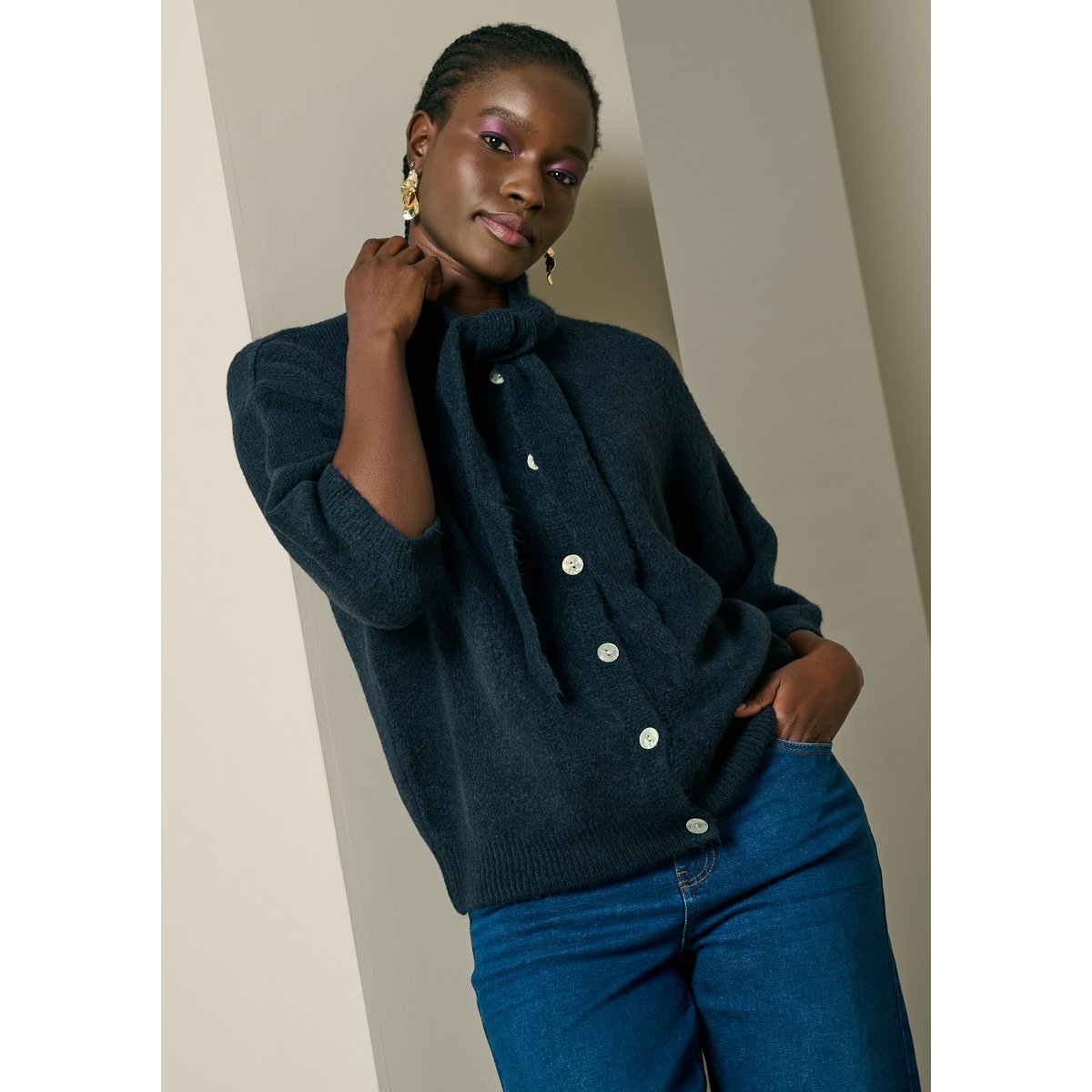 Gilet à col lavallière bleu marine, LOLALIZA