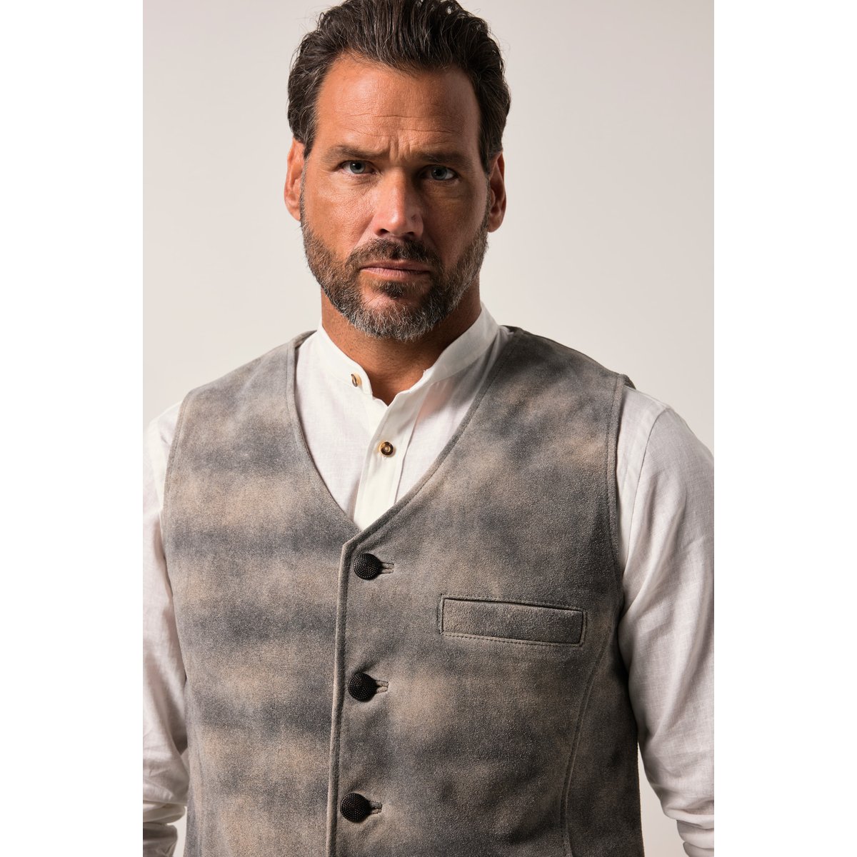 Gilet traditionnel, en cuir de vachette gris graphite, JP1880