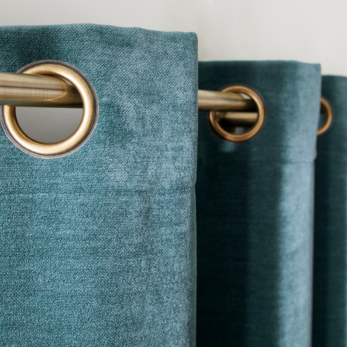Calda Curtain in Velvet Look Chenille with Eyelets peacock blue, LA REDOUTE INTERIEURS