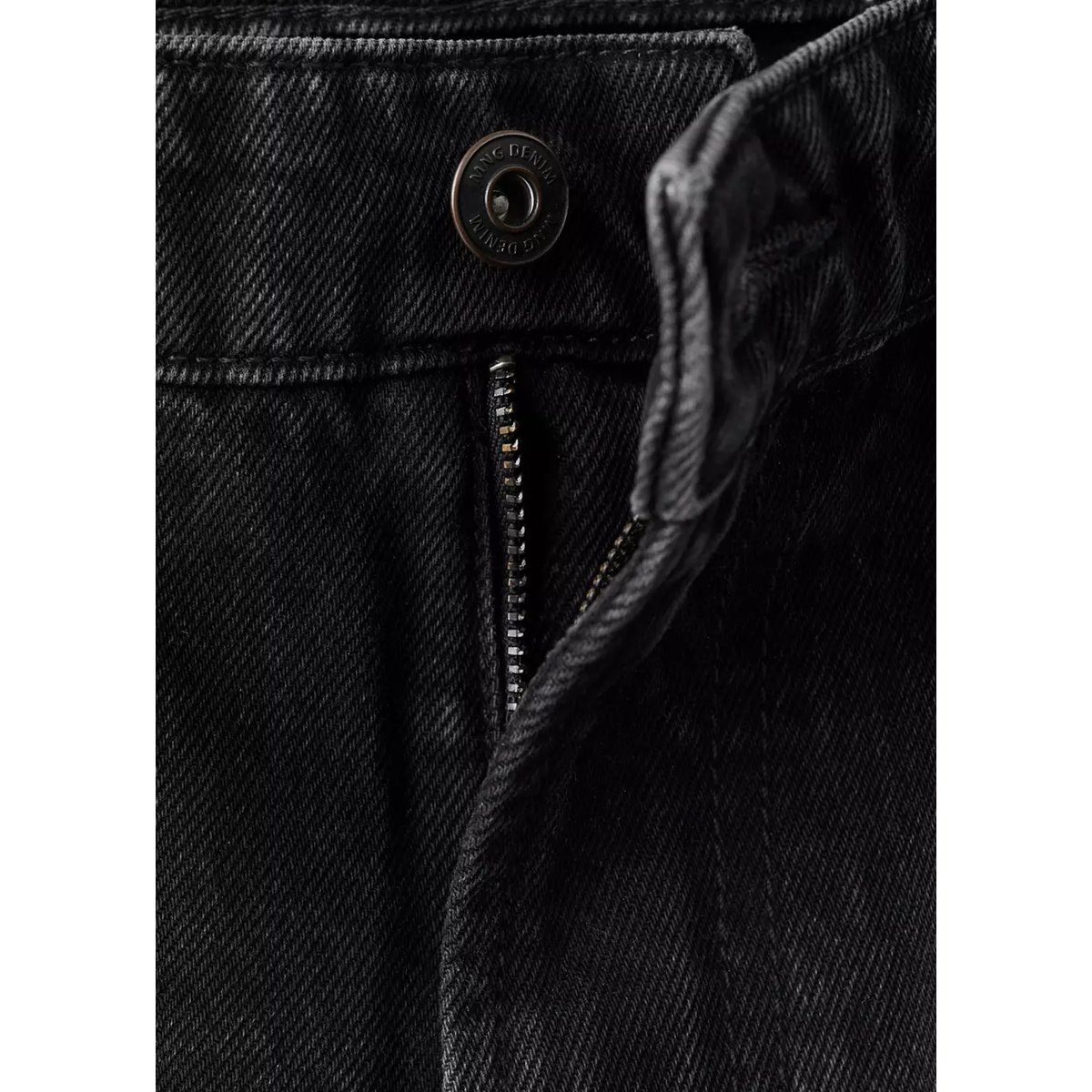Jean Bob regular-fit black denim, MANGO MAN