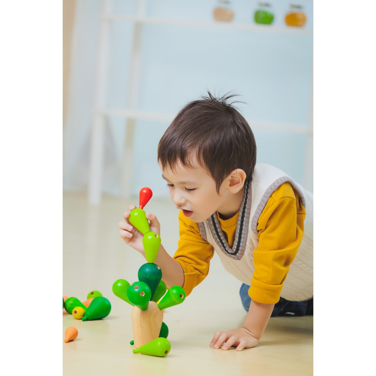 Jeu d'équilibre Mikado cactus vert, rouge, beige, PLAN TOYS