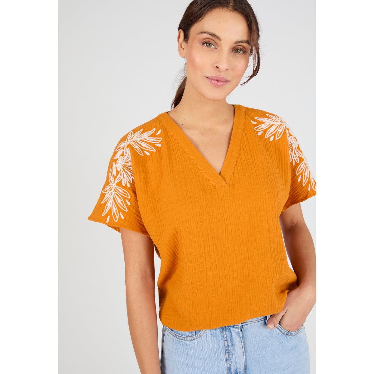 Blouse brodée en double gaze effet crêpé orange ocre, DAMART