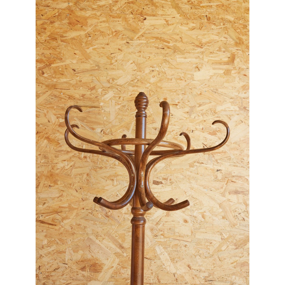 Porte-manteau en bois Max N°335 - Bon état bois clair, DEBONGOUT