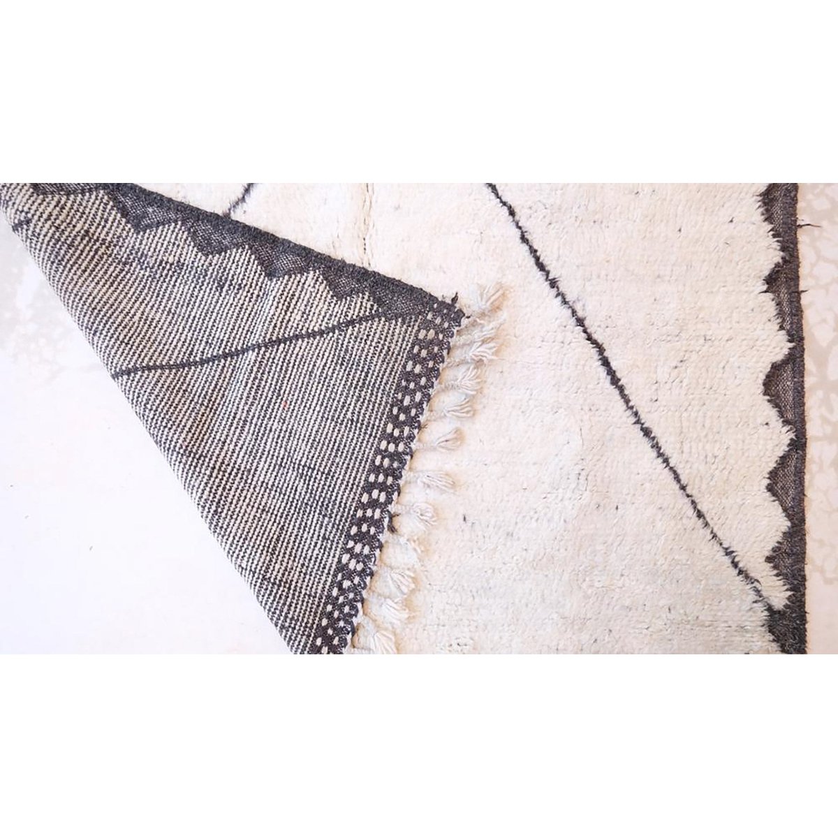 Tapis berbère marocain pure laine 168 x 261 cm beige sable, AFK LIVING