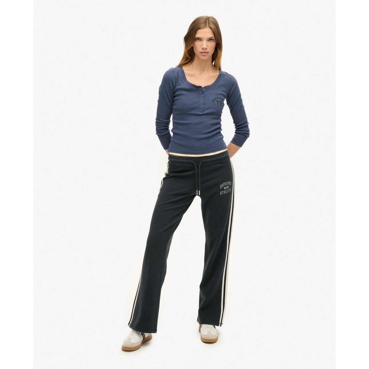 Pantalon de survêtement évasé à rayures Athletic Essentials bleu marine éclipse, SUPERDRY