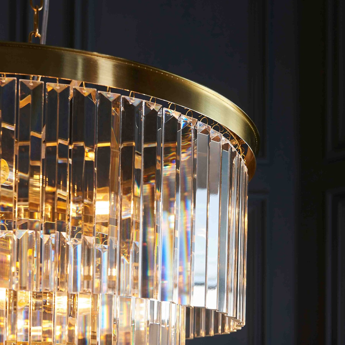 Coma 7-Light Tiered Glass Pendant Light brass, ÉDITÉ