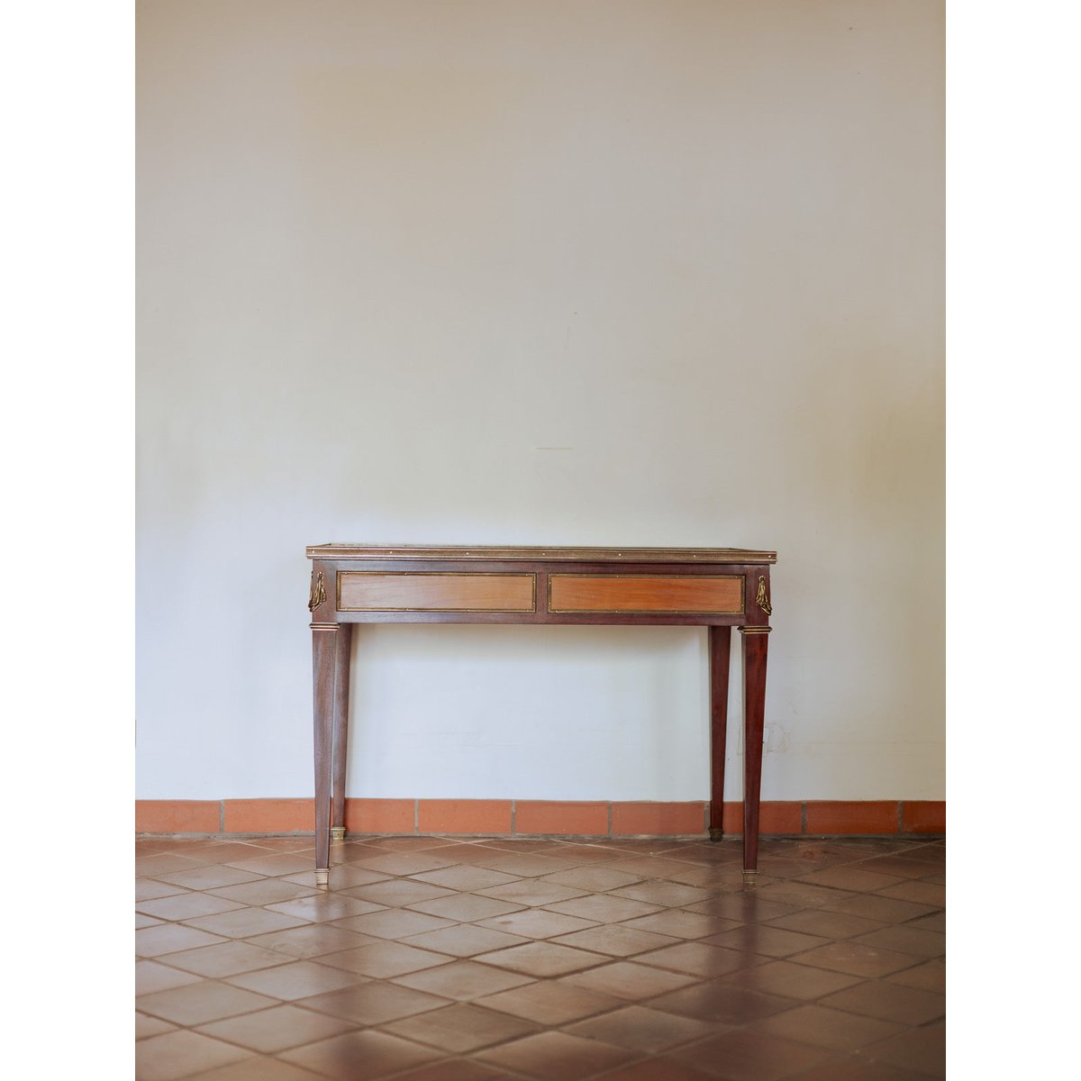 Bureau en bois style directoire au plateau amovible Edouard N°1028 - Bon état bois clair, DEBONGOUT
