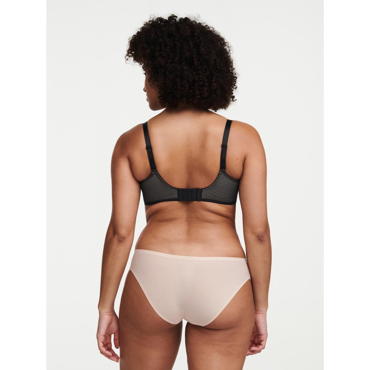 Soutien-gorge emboîtant REVELE MOI noir, CHANTELLE
