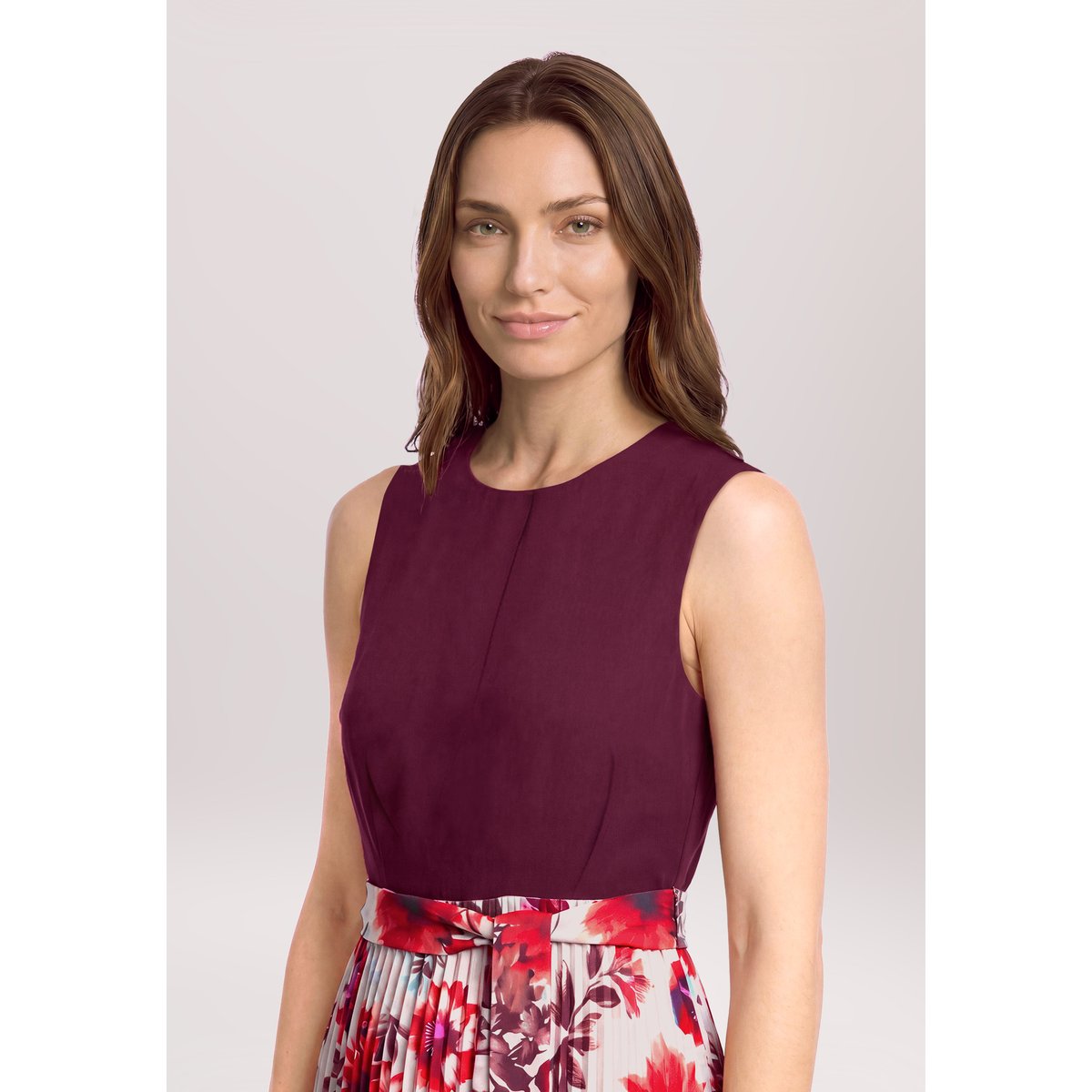 Robe de cocktail à plis patch dark red/cream, VERA MONT
