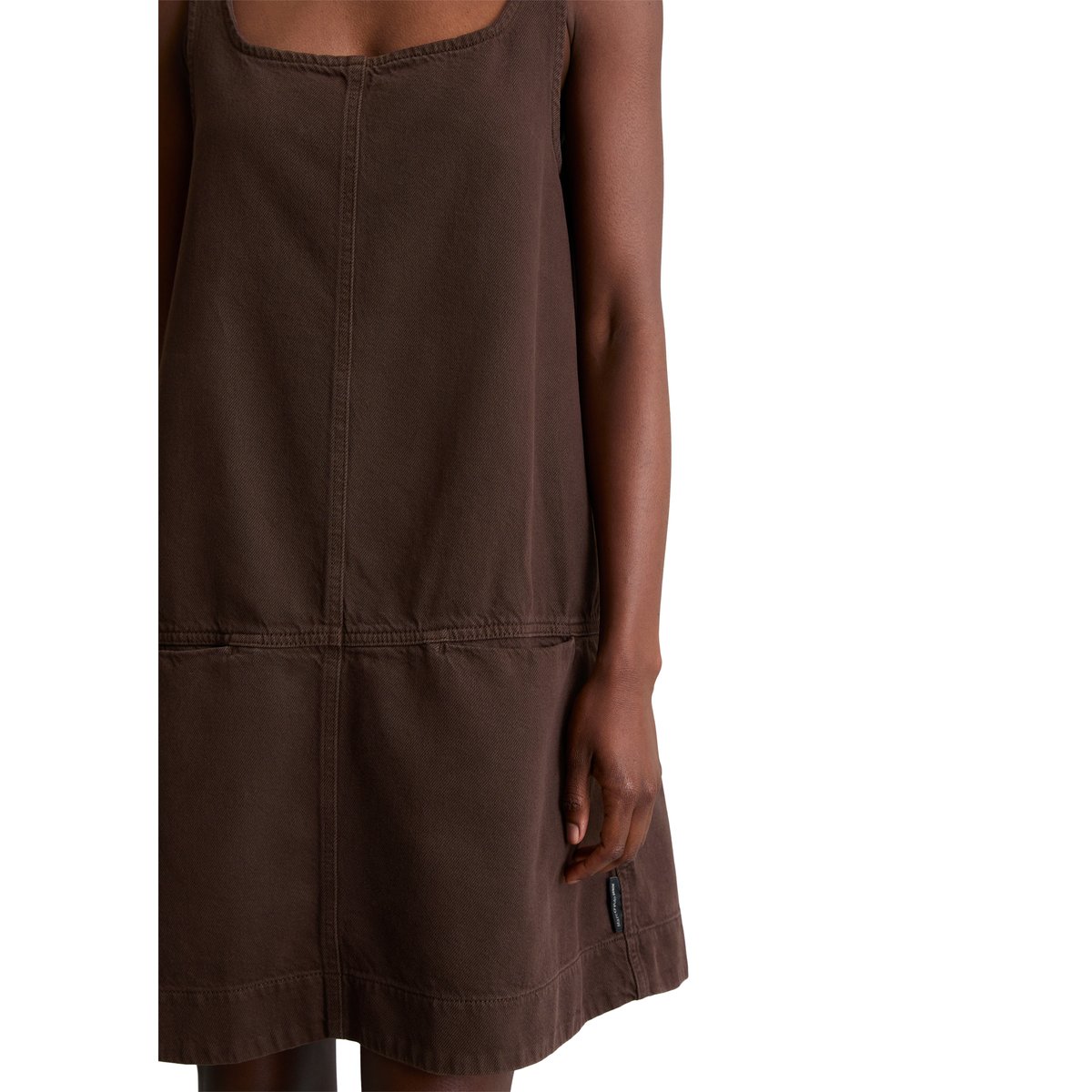 Mini-robe en jean loose en mélange de coton organique et de lyocell marron foncé, MARC O’POLO DENIM