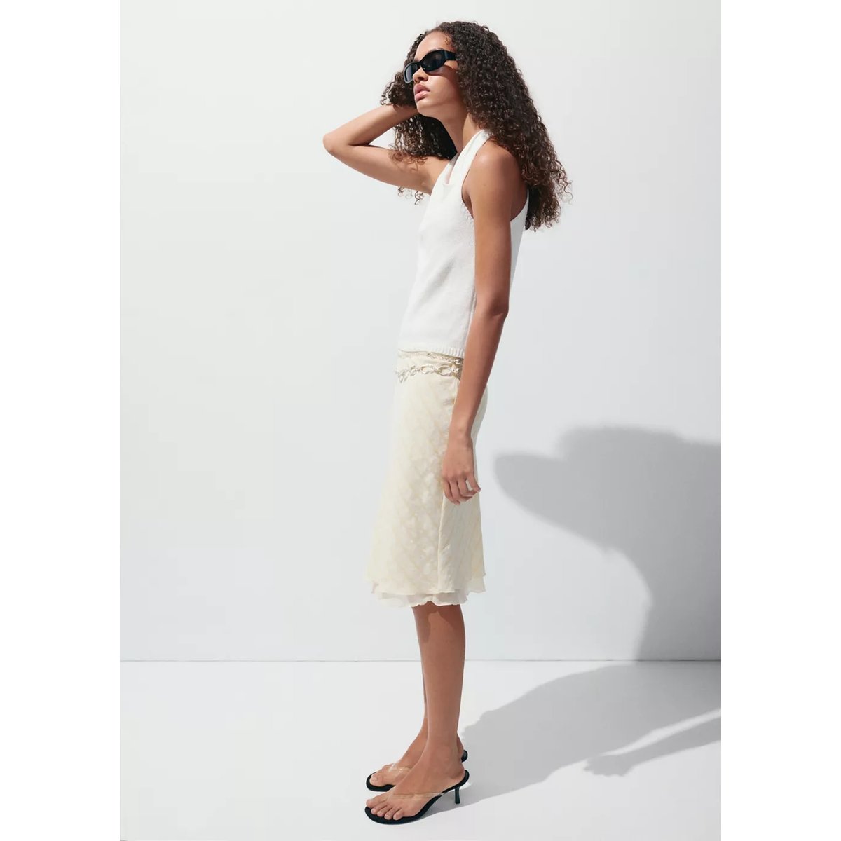 Top maille col bénitier blanc cassé, MANGO