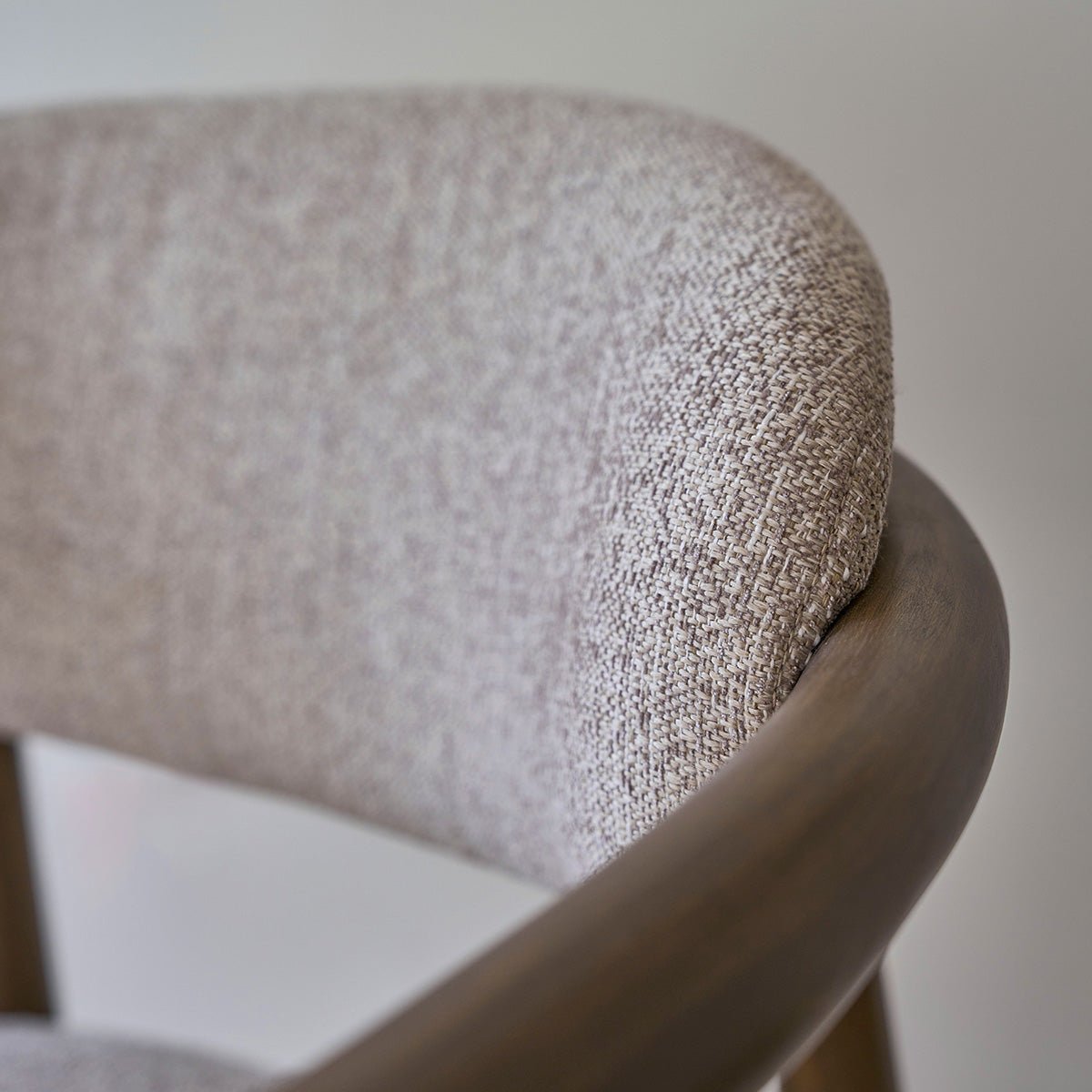 Fauteuil en bois et tissu texturé  CÔME beige chiné, BERAH GETAH