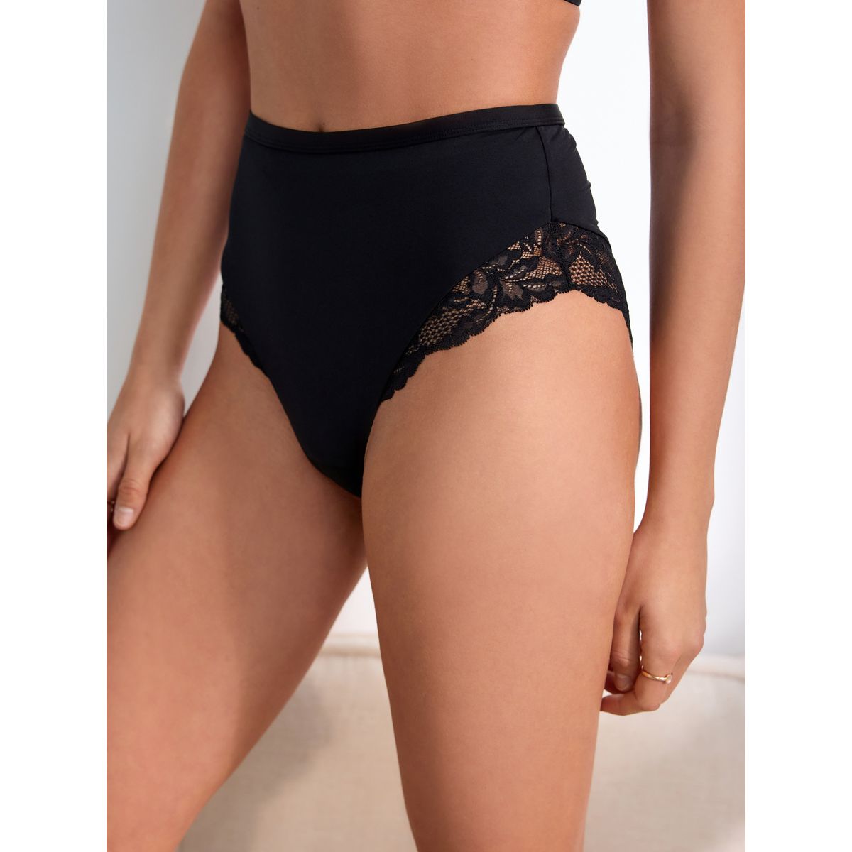 Culotte taille haute en microfibre, lot de 3 noir/blanc/nuit/praline, NEXT