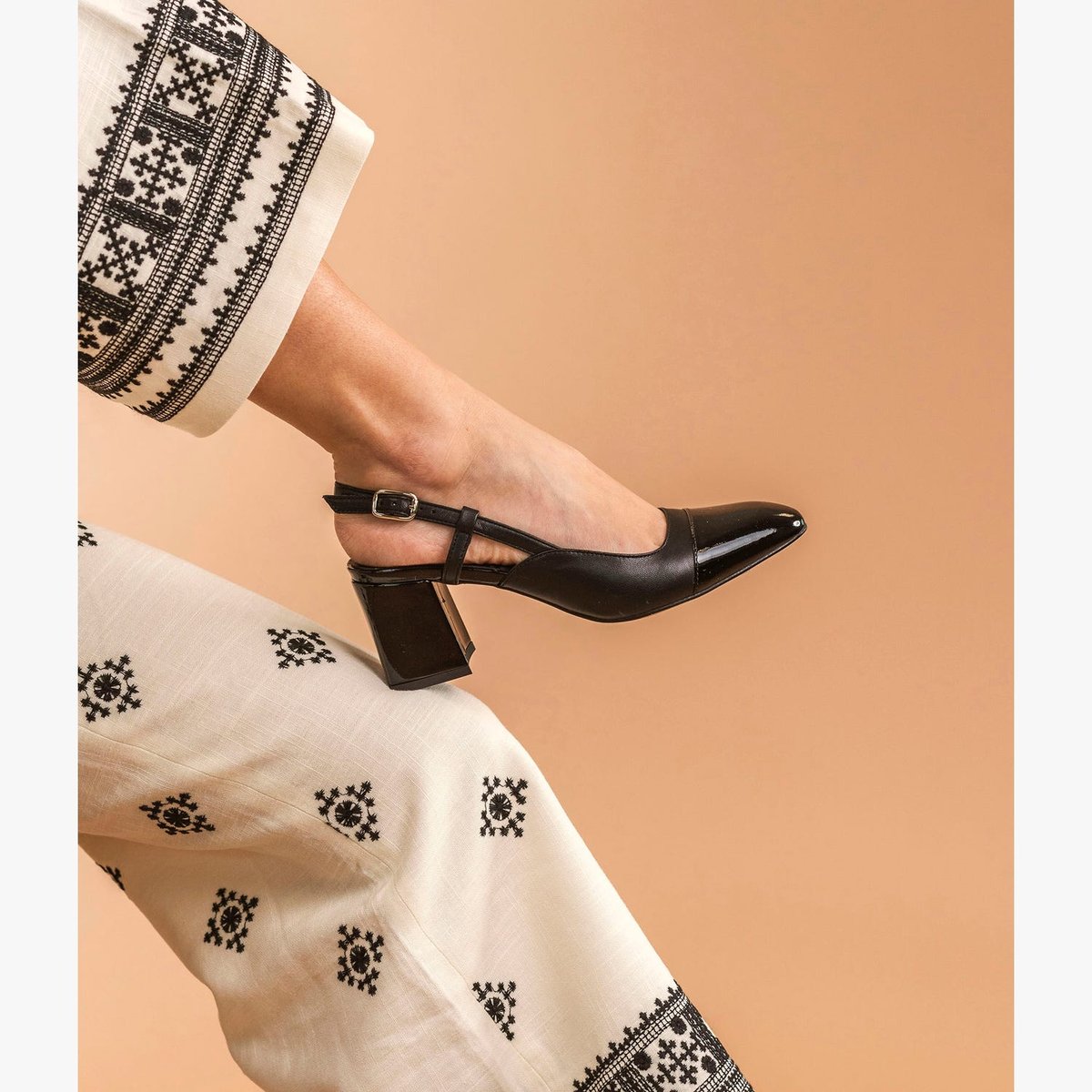 Escarpin en cuir DENITSA noir, BOCAGE